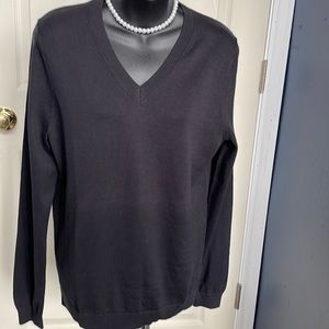 Lands End Women’s performance V-neck sweater, black. NWT